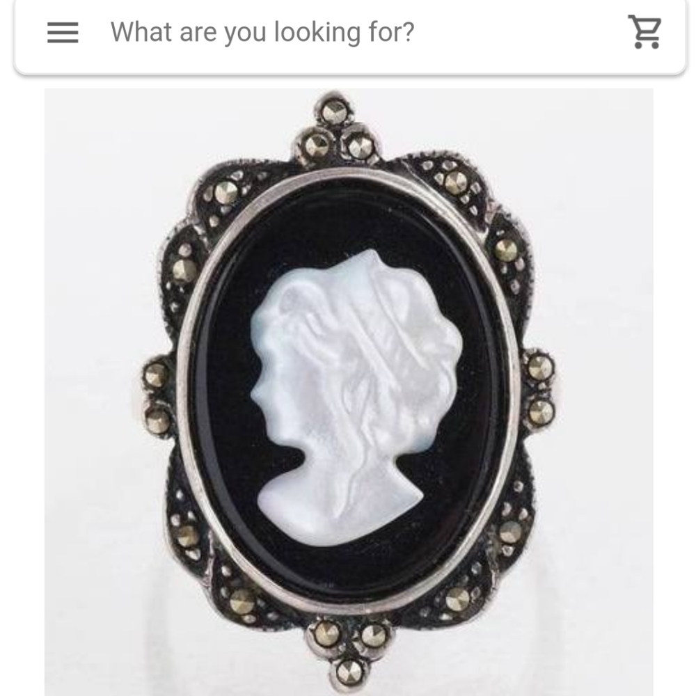 Vintage Cameo ring